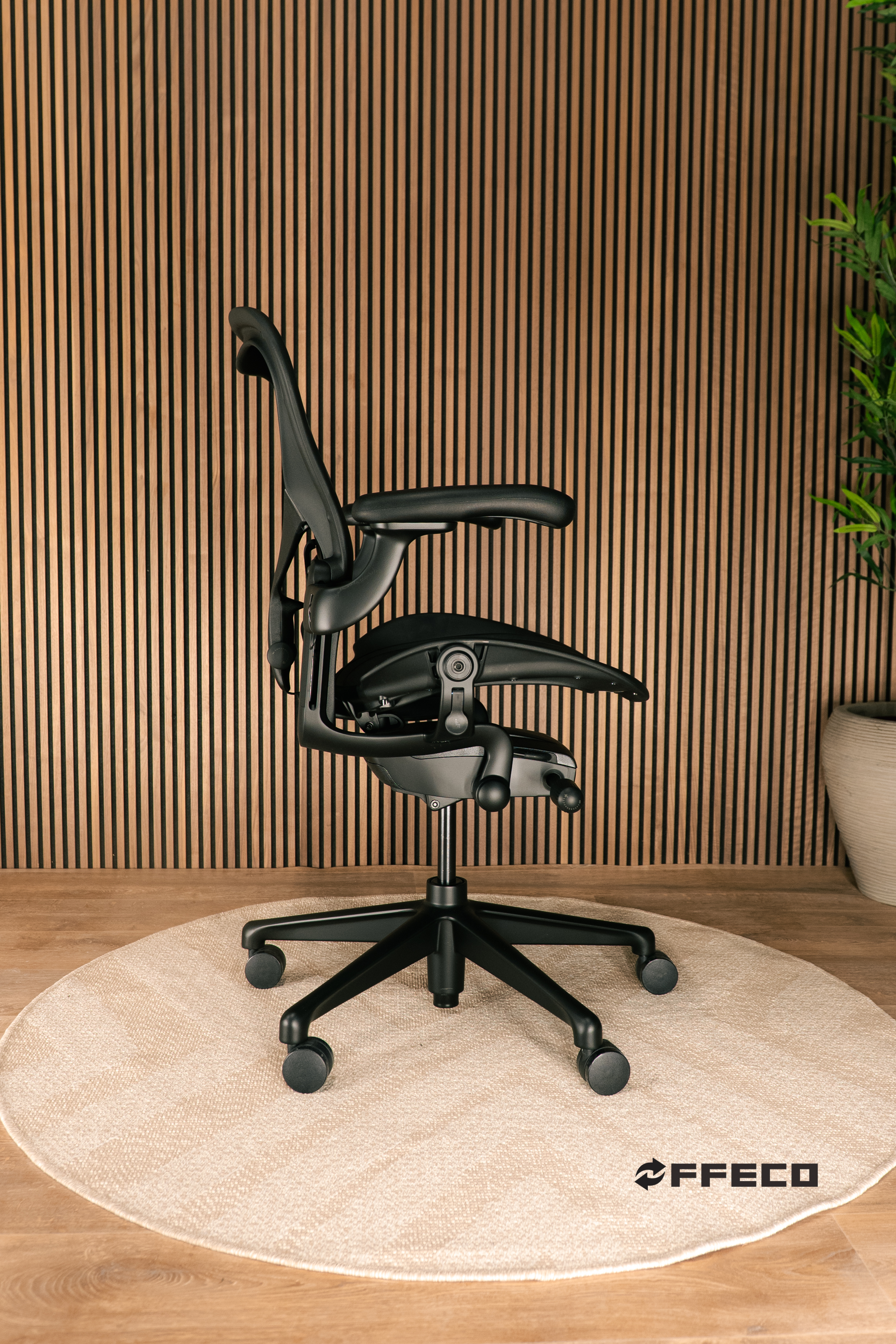 Herman Miller Aeron Remastered Onyx Offerta primaverile